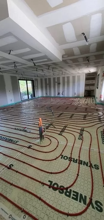 Installation et pose d'un plancher chauffant sur la surface d'une maison à Roquefort sur Garonne, Saint-Gaudens, LR 31